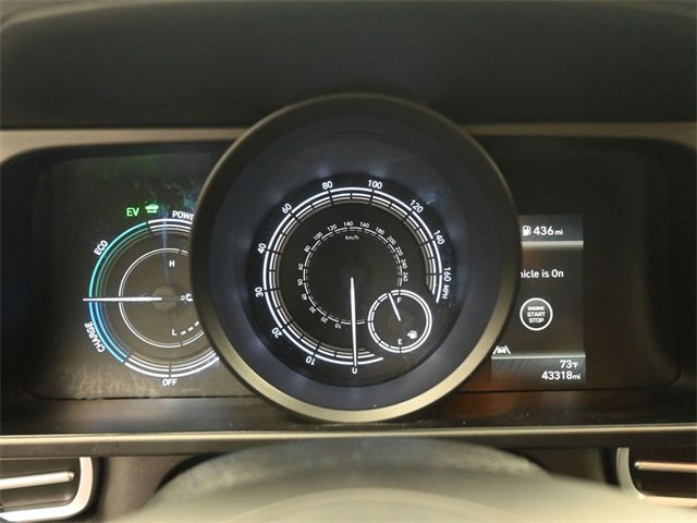 Used 2023 Hyundai Elantra Blue image 3