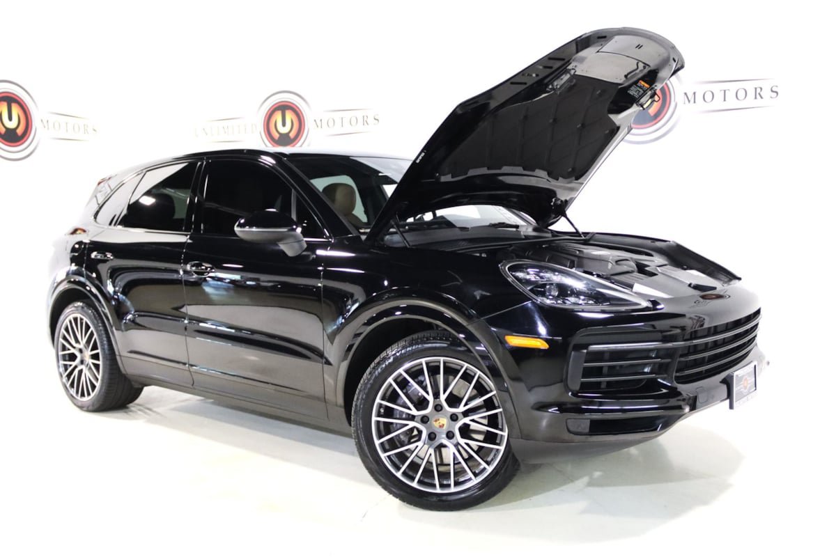 Used 2022 Porsche Cayenne Platinum Edition AWD/4WD image 33