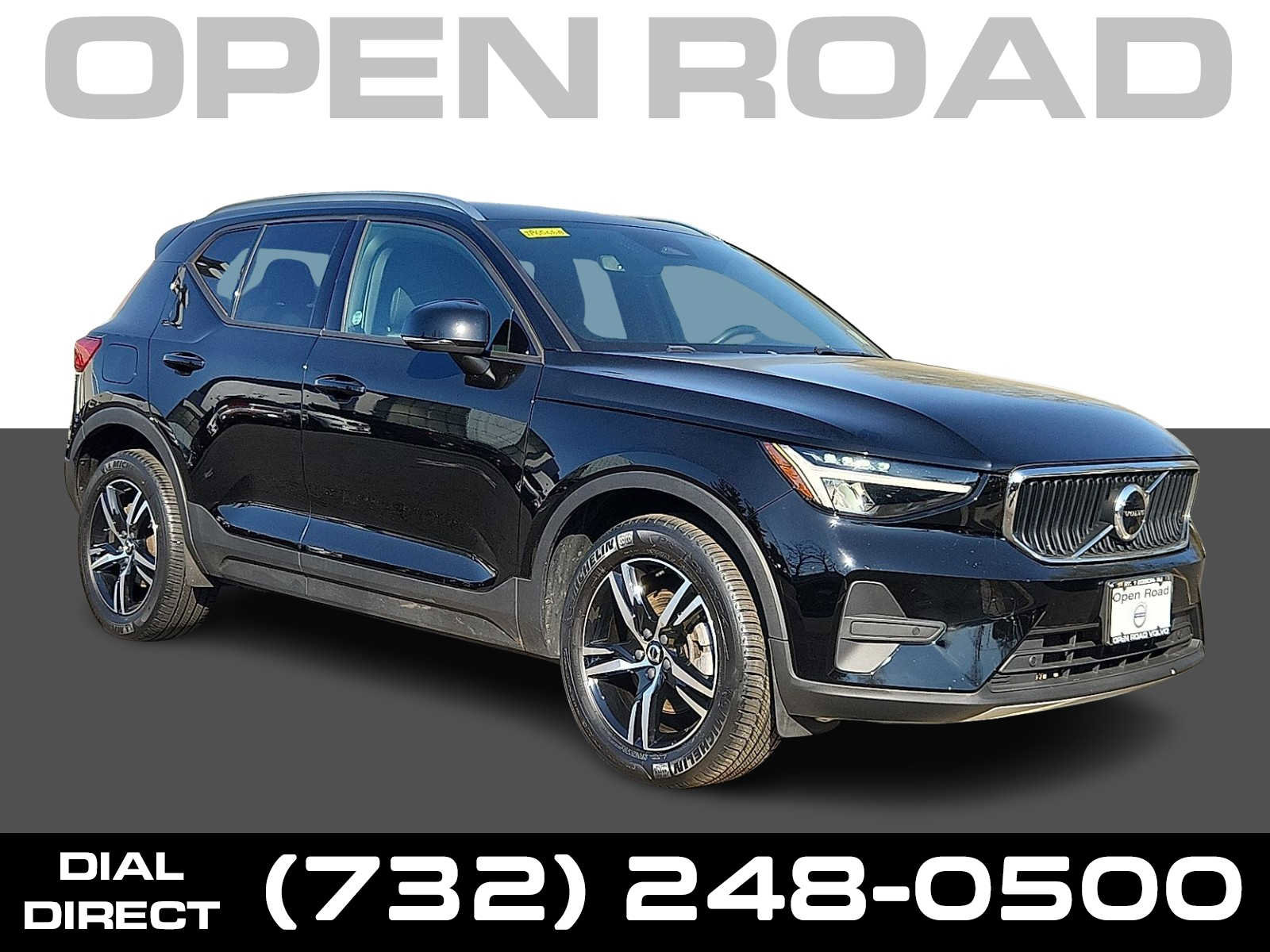 Used 2023 Volvo XC40 B4 Core