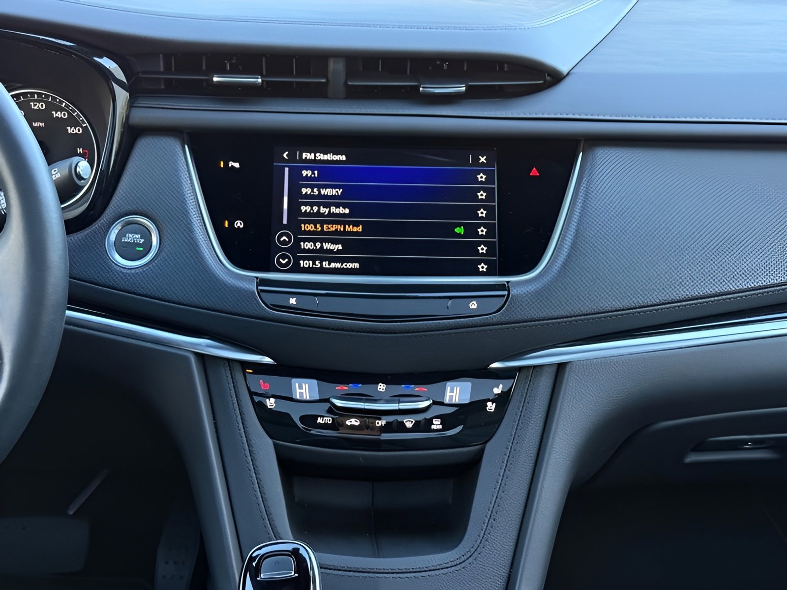 Certified 2025 Cadillac XT5 Premium Luxury image 13