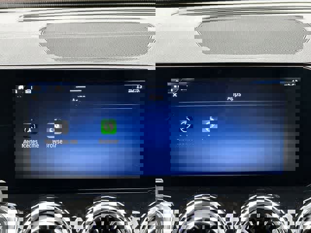 Used 2024 Mercedes-Benz GLB 250 4MATIC image 12