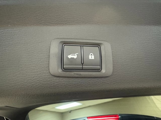 New 2025 Mitsubishi Outlander SE image 25