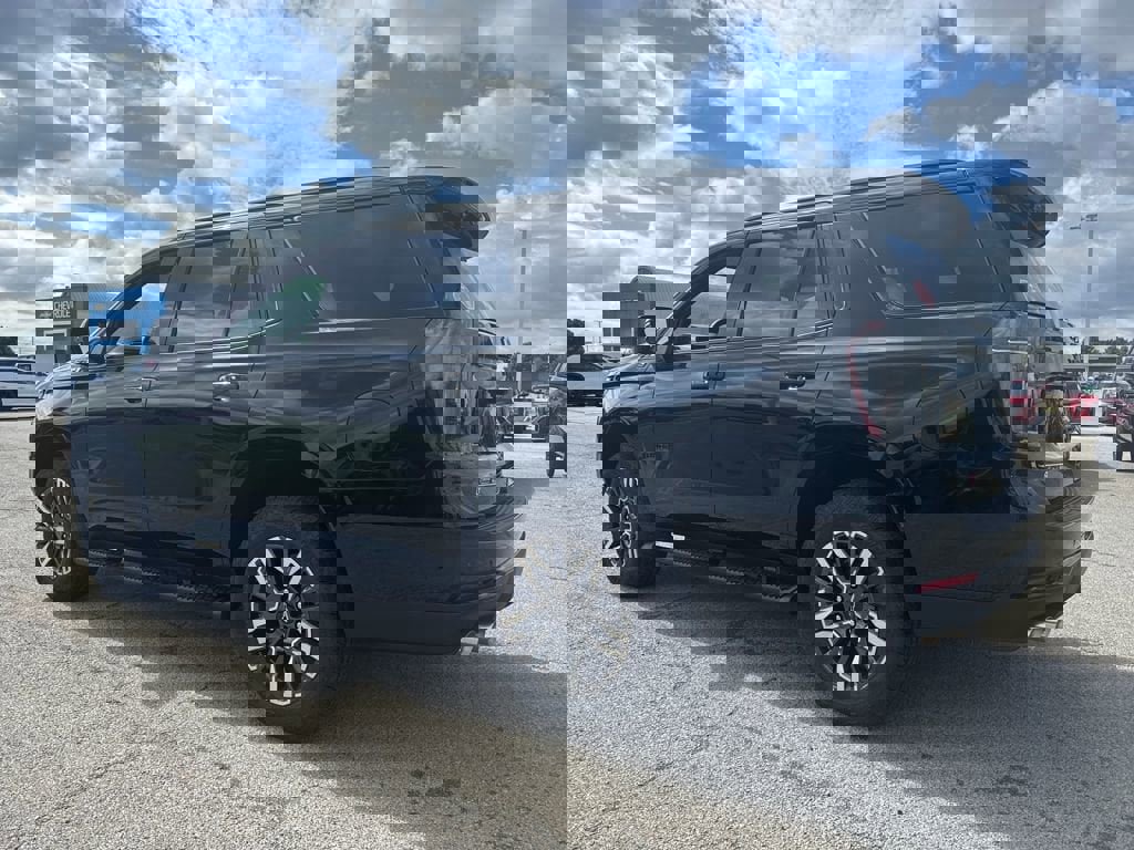 New 2026 Chevrolet Tahoe Z71 w/ Z71 Off-Road Package image 3