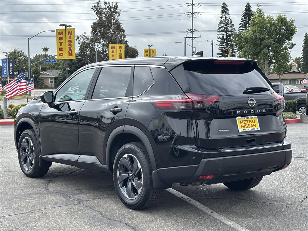 New 2026 Nissan Rogue SV image 4