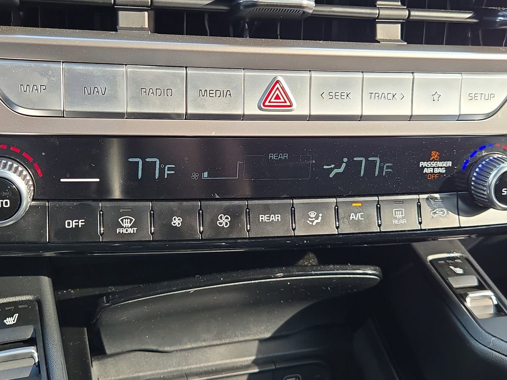 Certified 2023 Kia Telluride S image 24