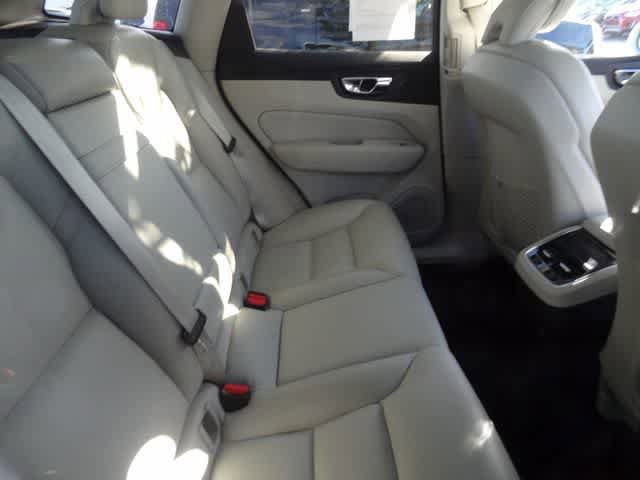 Used 2019 Volvo XC60 T5 Inscription AWD/4WD image 10
