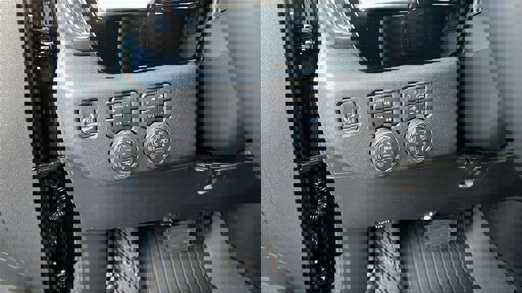 New 2026 Chevrolet Silverado 1500 RST w/ RST All Star Premium Package image 20