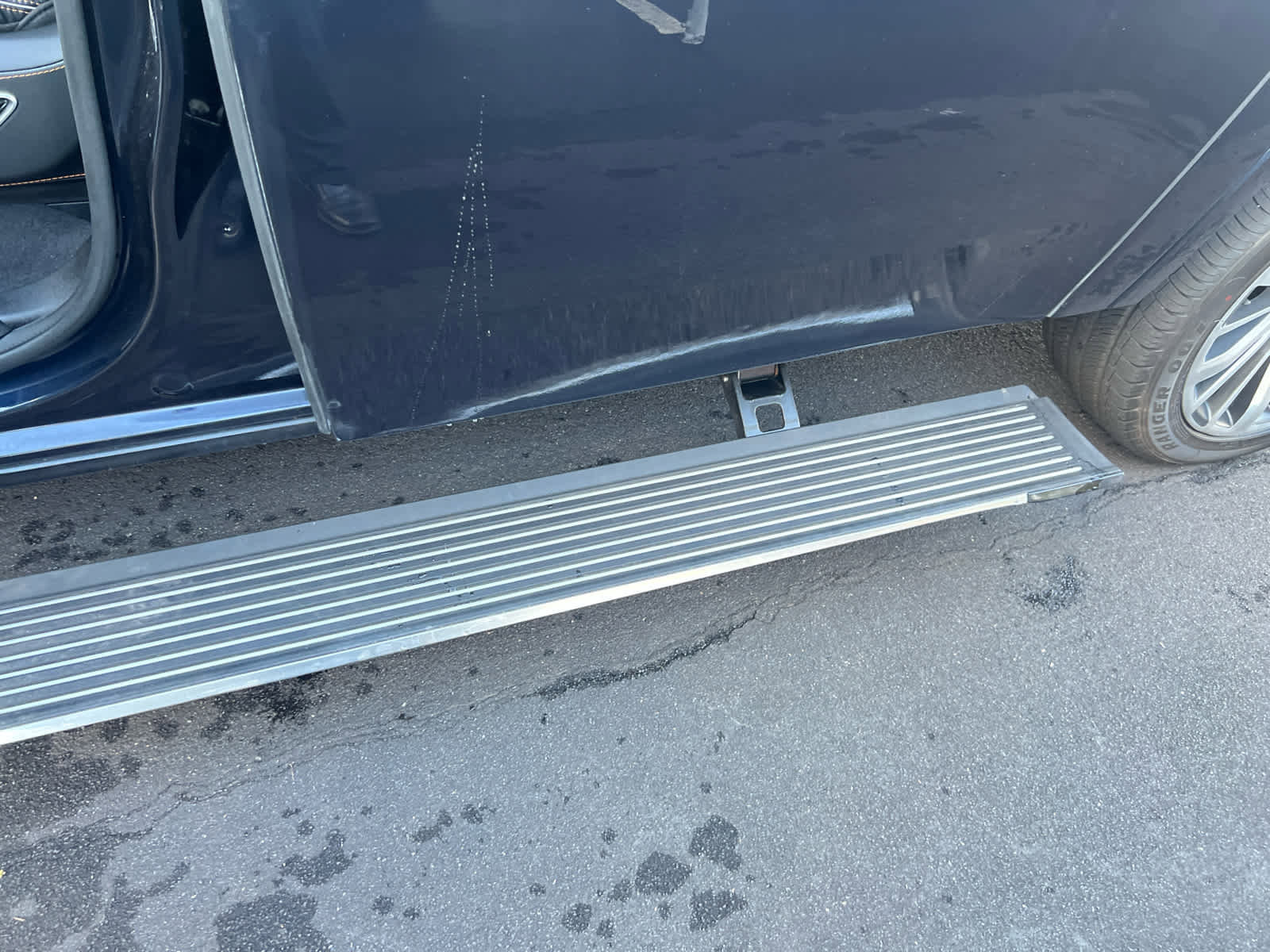 Used 2024 Jeep Grand Wagoneer L Series III image 16
