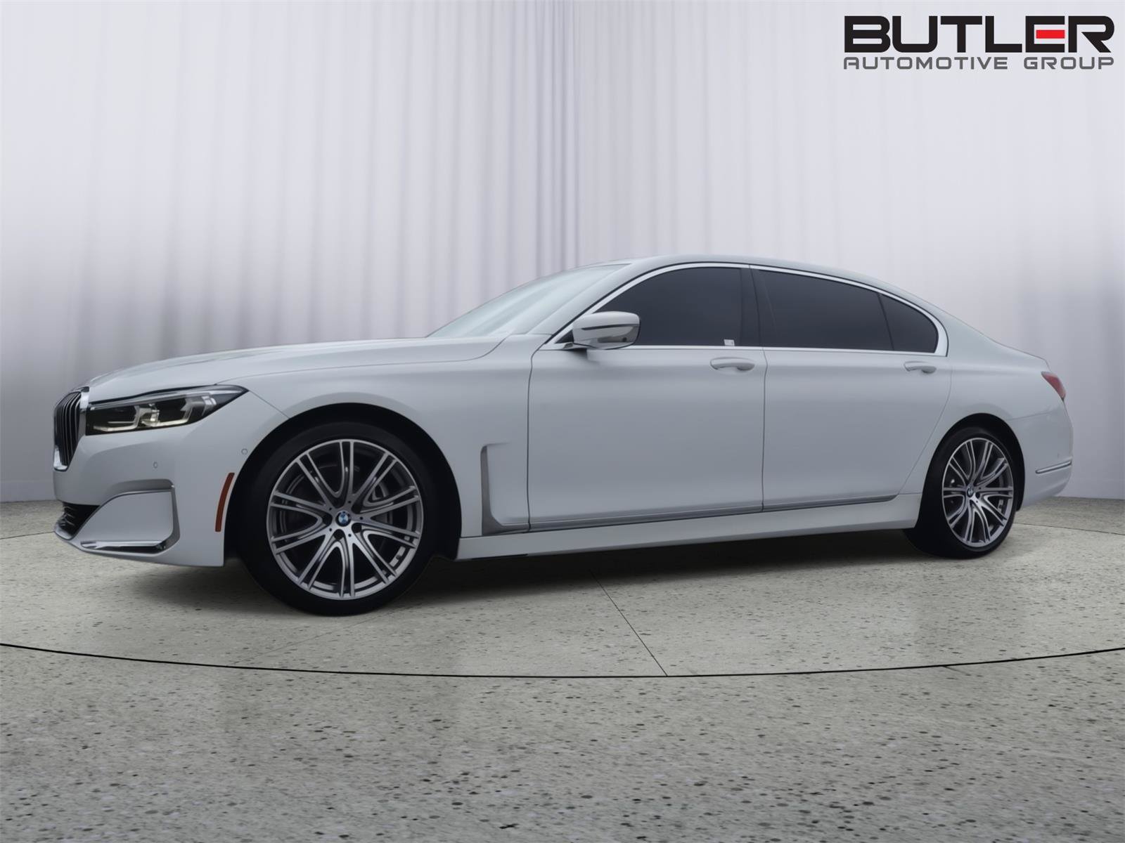 Used 2022 BMW 740i w/ Premium Package RWD image 1