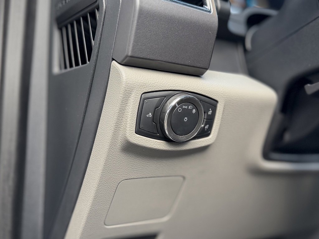 Used 2022 Ford F350 XLT image 29