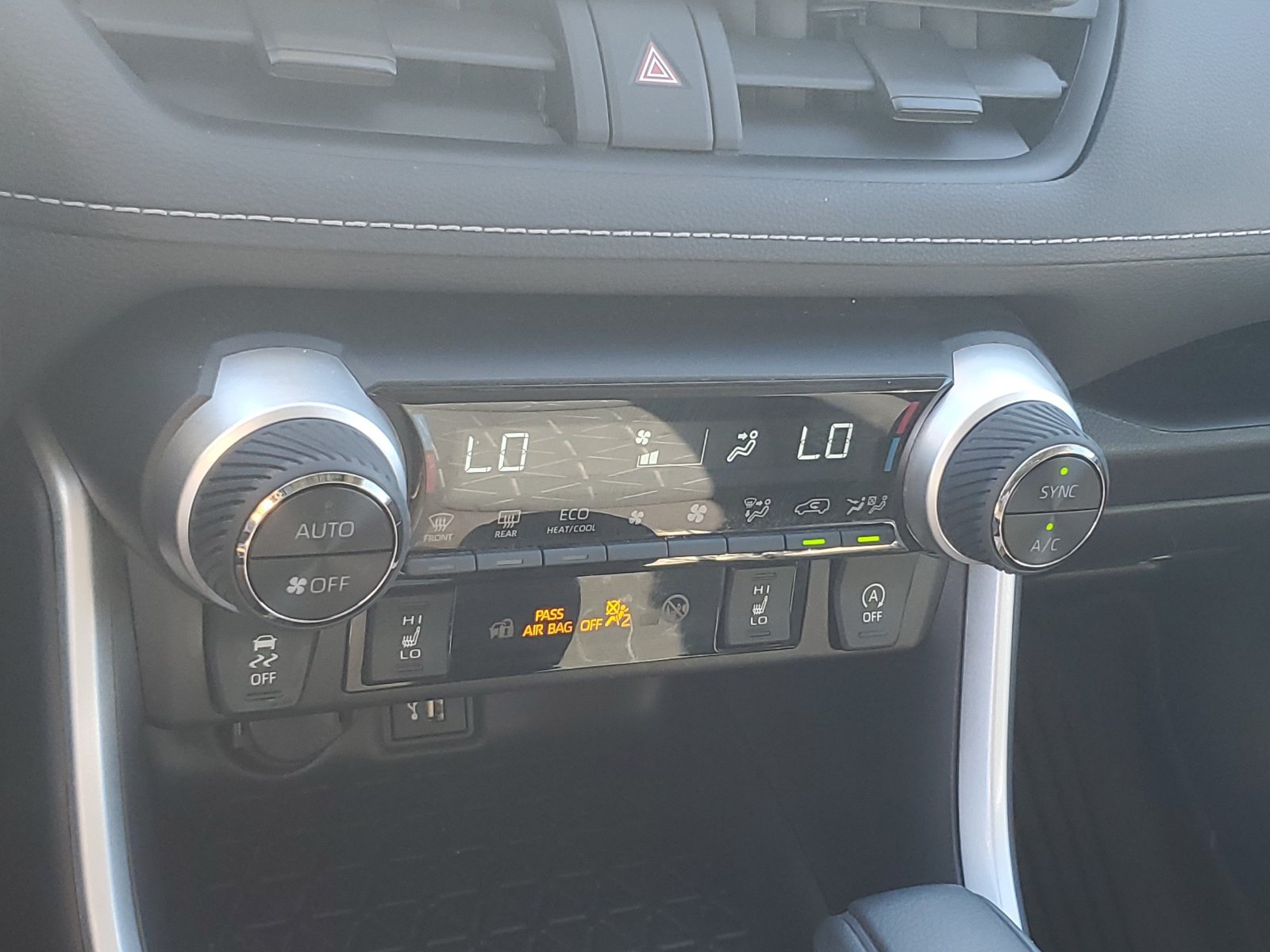 Certified 2025 Toyota RAV4 XLE w/ Convenience Package AWD/4WD image 28