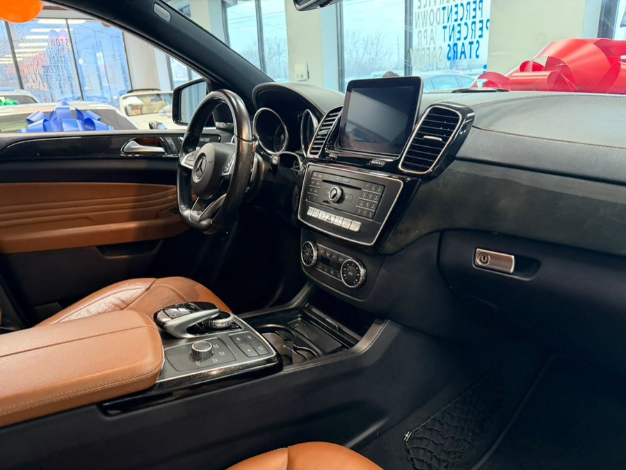 Used 2017 Mercedes-Benz GLE 43 AMG 4MATIC Coupe w/ Parking Assist Package image 51