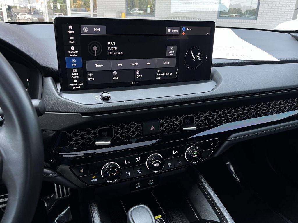 Used 2025 Honda Accord Sport image 24