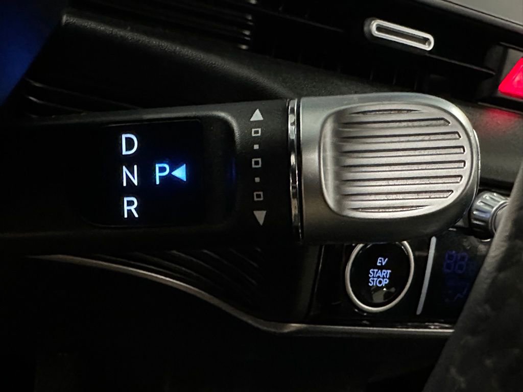 Used 2023 Hyundai Ioniq 5 SE image 23