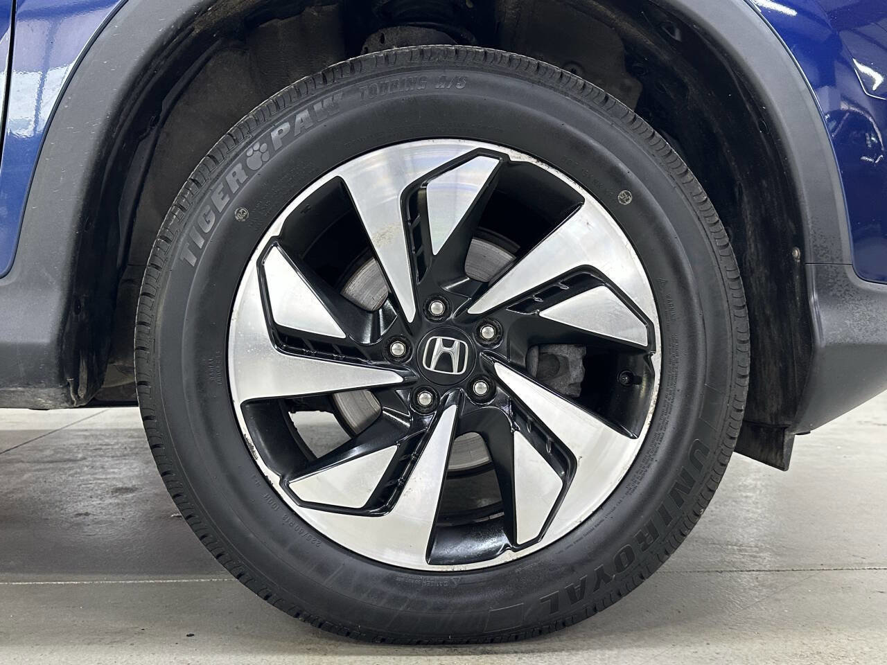 Used 2016 Honda CR-V Touring image 33