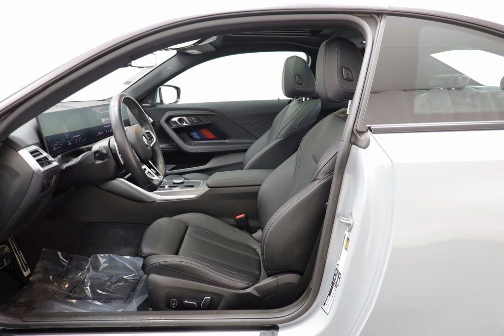 Certified 2025 BMW 230i xDrive Coupe w/ M Sport Package image 5