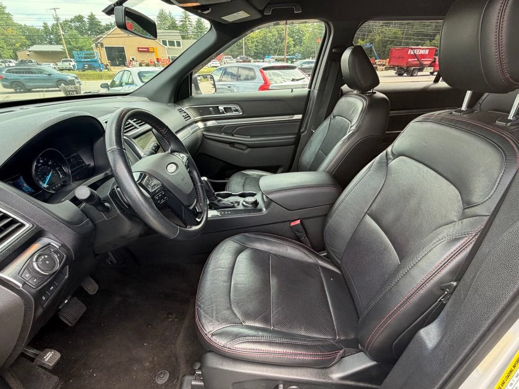 Used 2018 Ford Explorer Sport AWD/4WD image 31