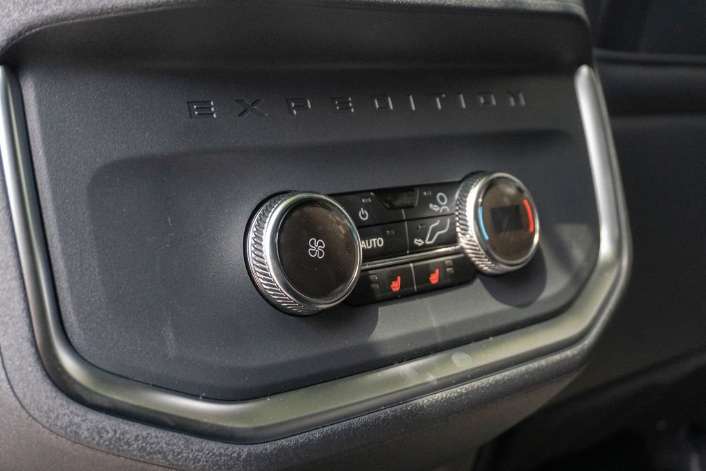 New 2027 Ford Expedition Tremor w/ Driver's Package AWD/4WD image 30