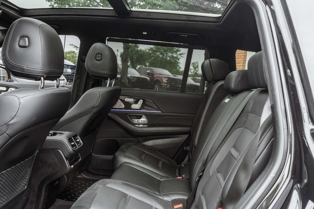Used 2024 Mercedes-Benz GLS 63 AMG 4MATIC image 27