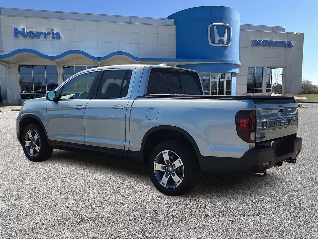 Used 2025 Honda Ridgeline RTL image 3