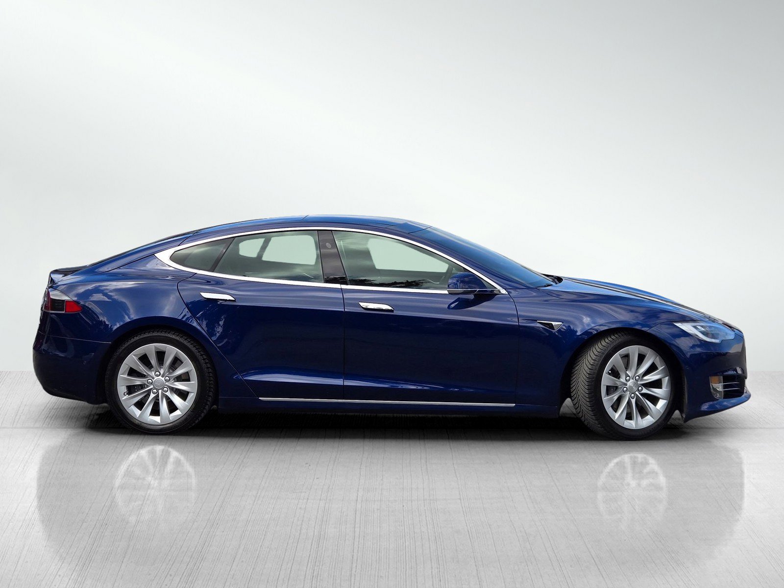 Used 2016 Tesla Model S 75D AWD/4WD image 3