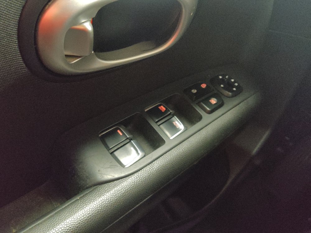 Used 2019 Kia Soul + FWD image 27