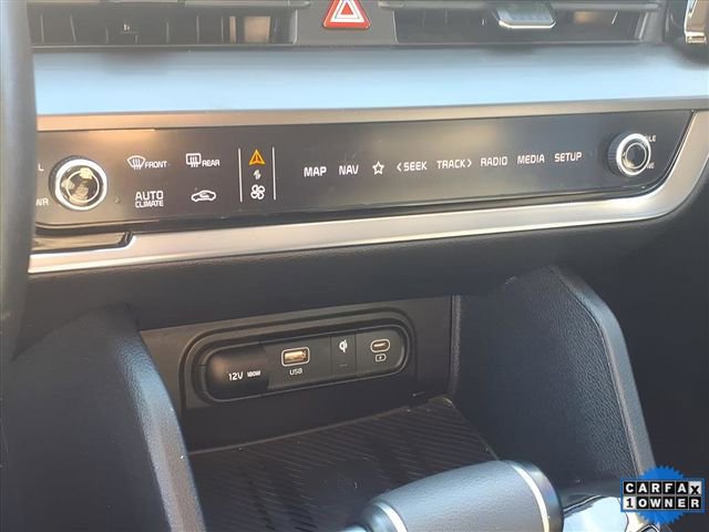 Used 2023 Kia Sportage EX image 12