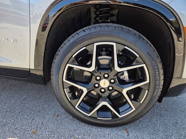 Used 2026 Chevrolet Traverse High Country w/ LPO, Floor Liner Package image 29