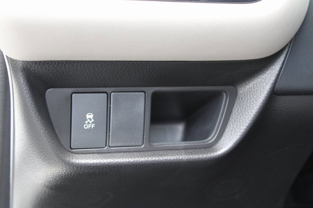 New 2026 Honda HR-V LX image 18