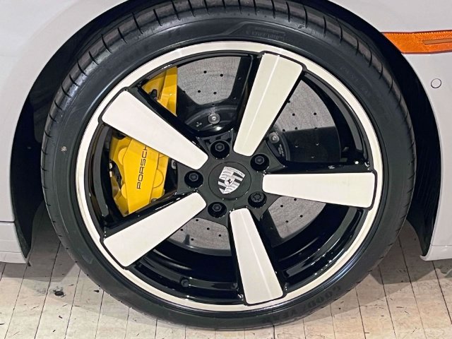 Certified 2026 Porsche 911 Targa 4S AWD/4WD image 15