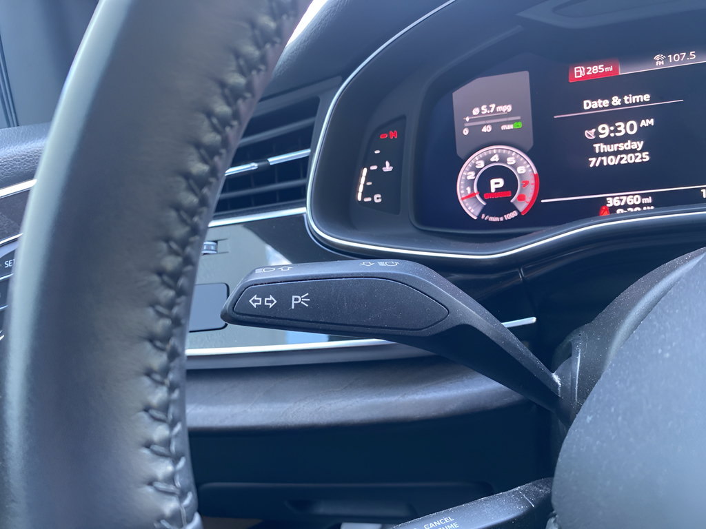 Used 2019 Audi Q8 Premium AWD/4WD image 23
