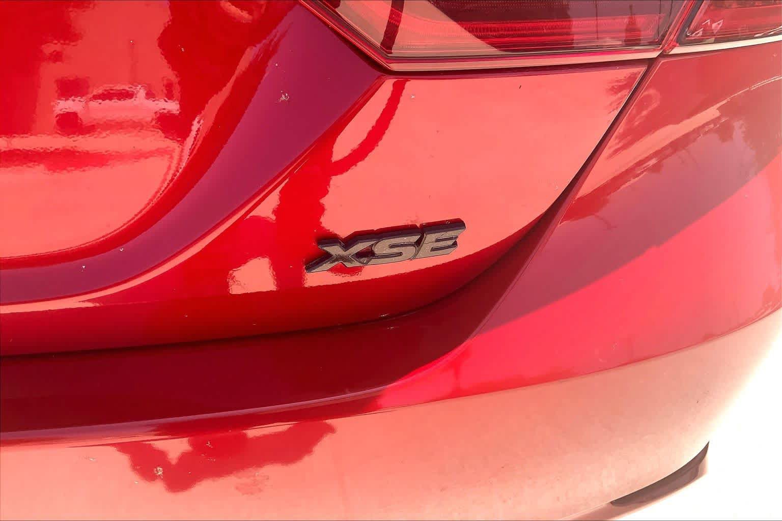 Used 2023 Toyota Camry XSE FWD image 10