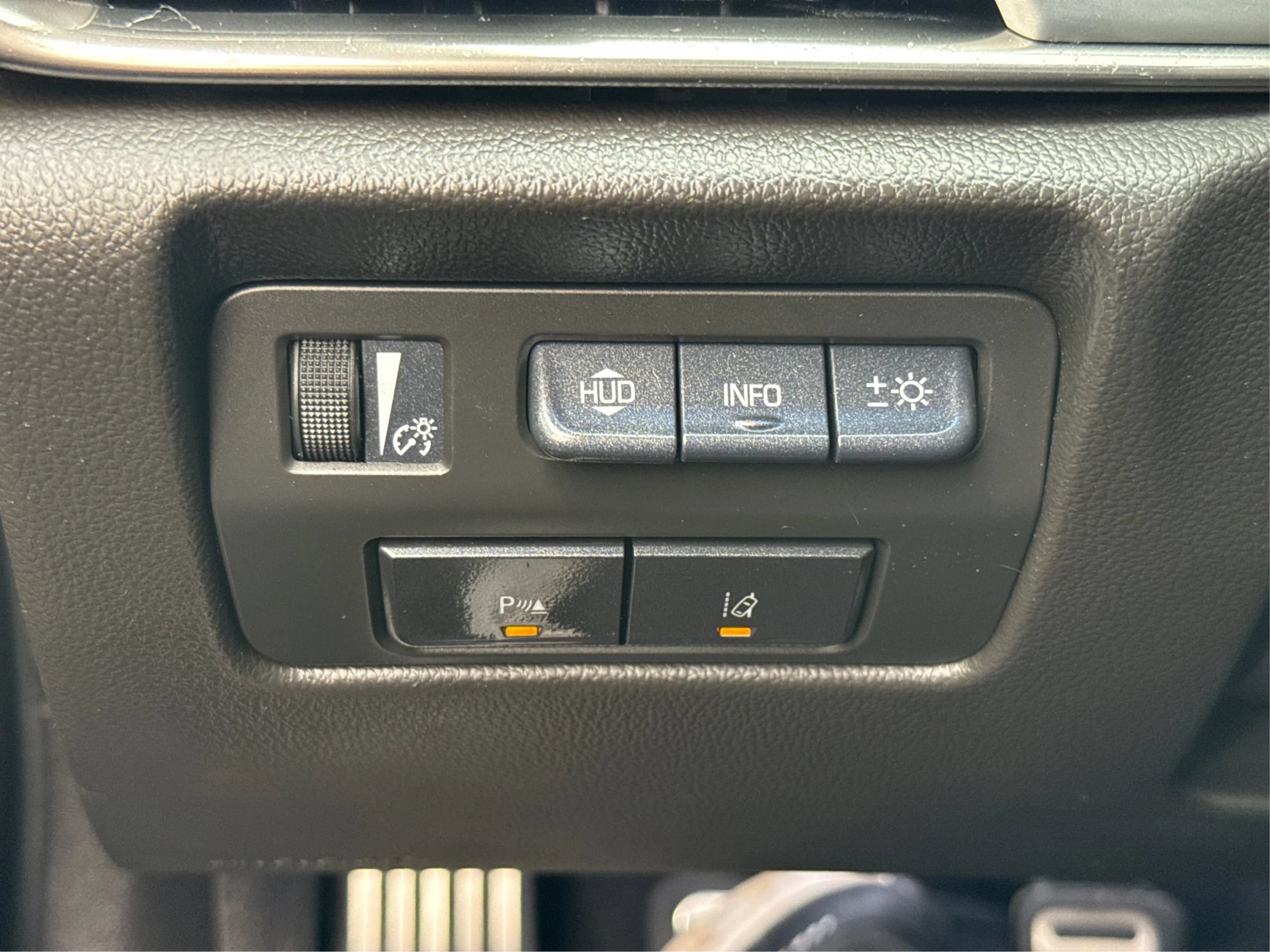 Used 2013 Cadillac ATS Premium w/ Cold Weather Package RWD image 18