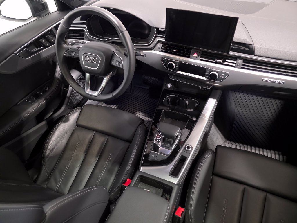 Used 2023 Audi A4 2.0T Premium Plus w/ Premium Plus Package AWD/4WD image 13