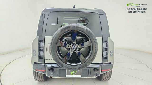 Used 2025 Land Rover Defender 110 X image 10