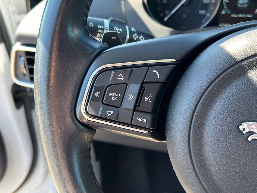 Used 2019 Jaguar F-PACE Premium AWD/4WD image 21