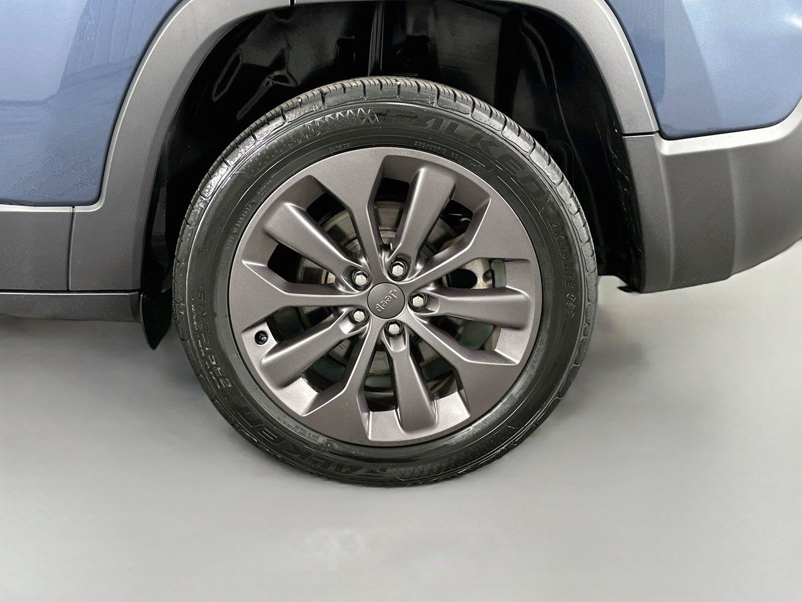 Used 2021 Jeep Cherokee Latitude Lux 80th Anniv w/ Quick Order Package 26U 80TH AWD/4WD image 30