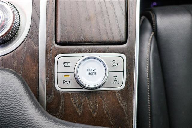 Used 2021 Genesis GV80 2.5T AWD/4WD image 23