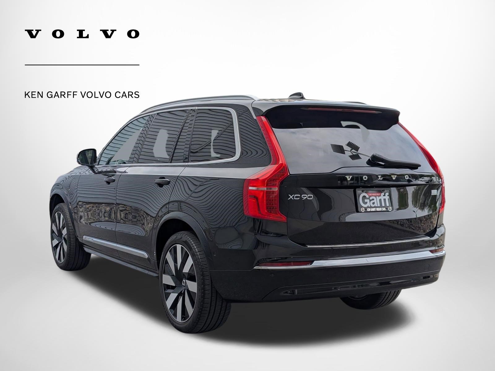 Used 2023 Volvo XC90 T8 Ultimate w/ Lounge Package AWD/4WD image 5