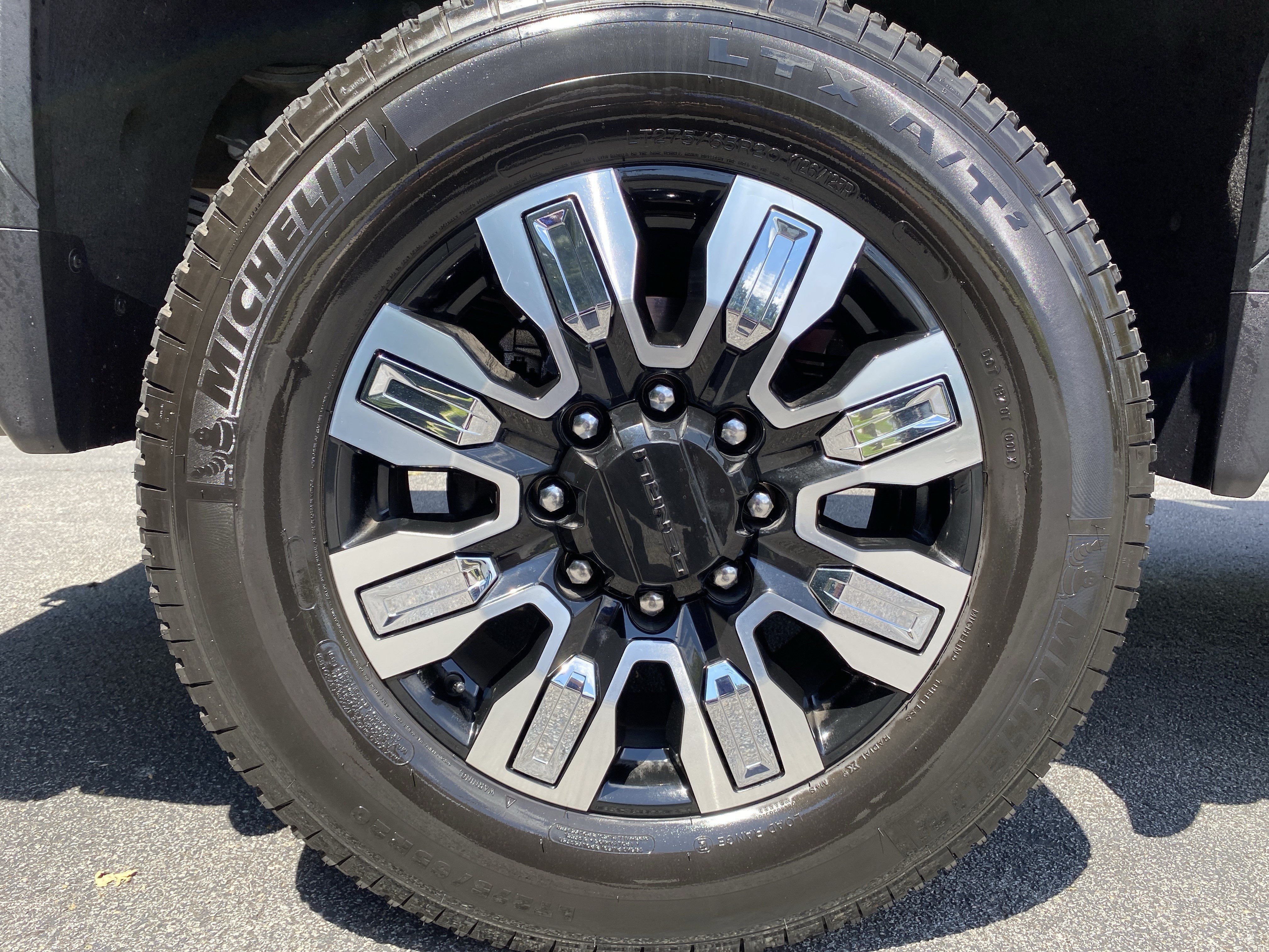 Used 2024 GMC Sierra 2500 Denali w/ Denali Reserve Package AWD/4WD image 50