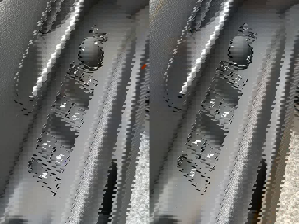 New 2026 Hyundai Tucson SE image 18