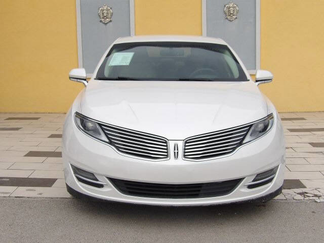 Used 2015 Lincoln MKZ Base 4dr Sedan w/ Equipment Group 202A Reserve image 2