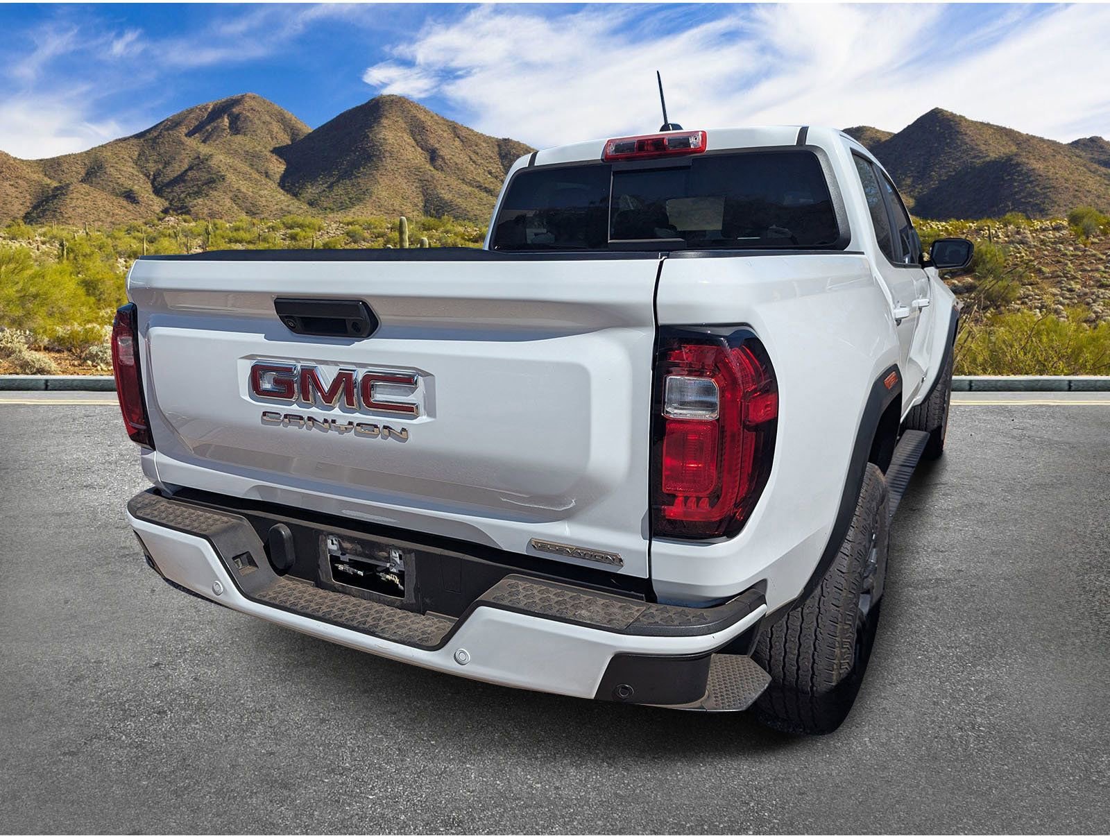 Used 2023 GMC Canyon Elevation w/ Elevation Premium Package RWD image 7