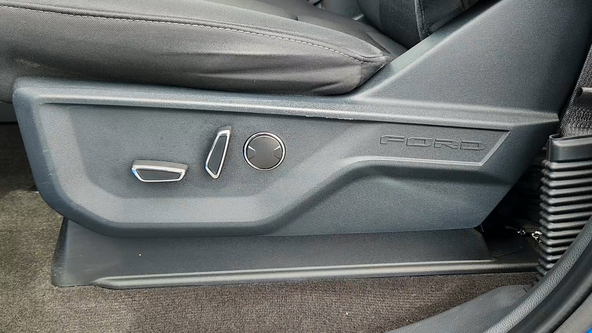 Used 2021 Ford F150 XLT w/ Equipment Group 302A High image 9