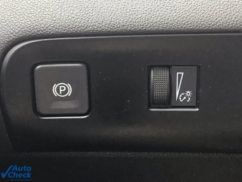 Used 2022 Buick Enclave Essence image 33