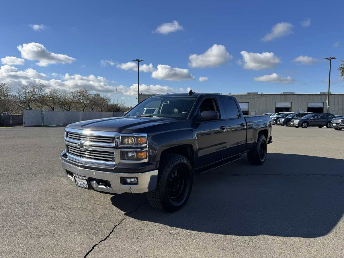 Used 2015 Chevrolet Silverado 1500 LTZ Z71 w/ LTZ Plus Package image 5