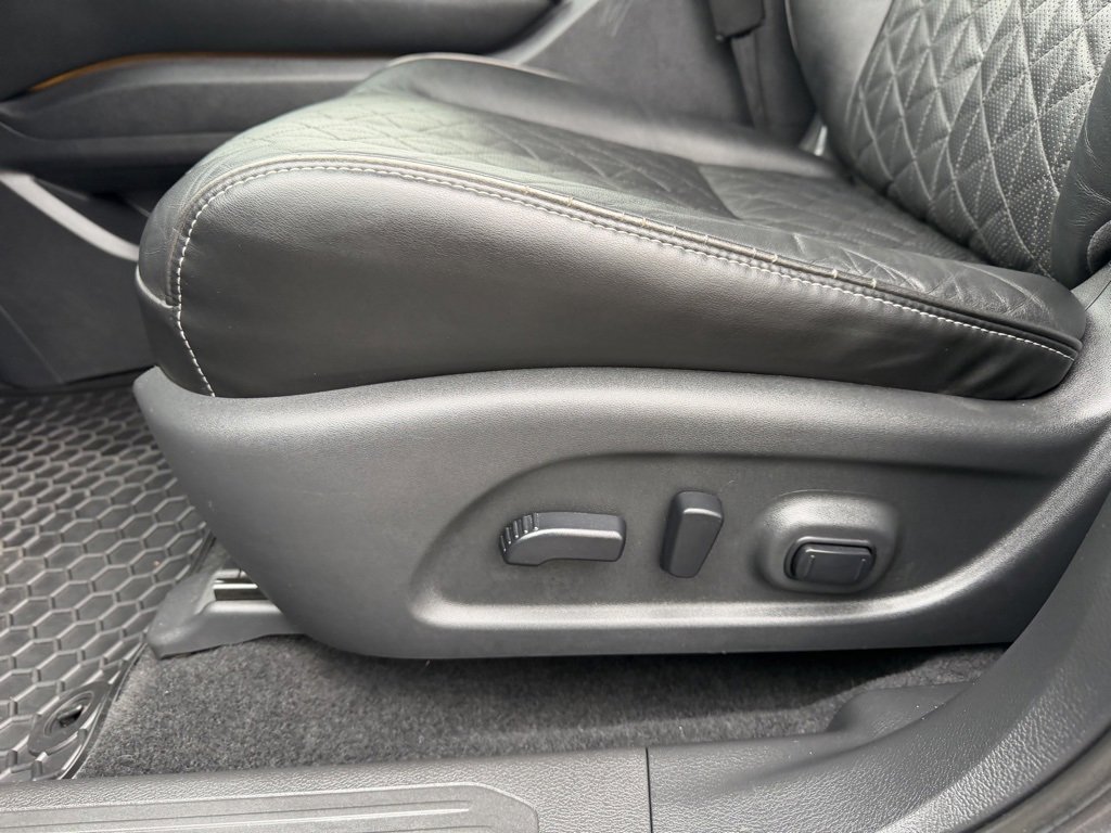 Used 2019 Nissan Murano Platinum image 14