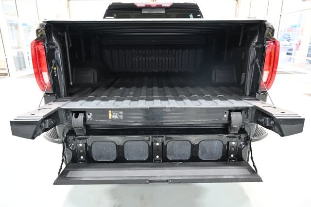 Used 2021 GMC Sierra 1500 Denali w/ Denali Ultimate Package AWD/4WD image 9