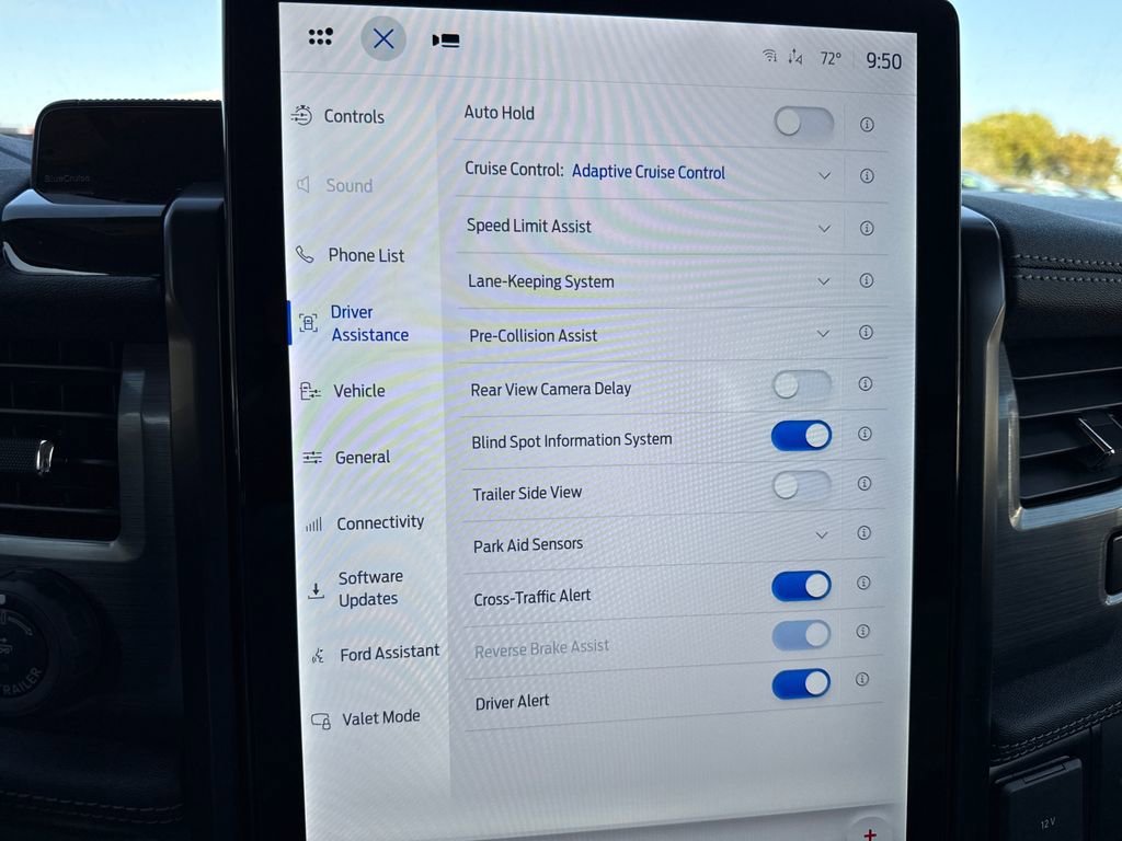 New 2025 Ford F150 Lightning Flash image 31