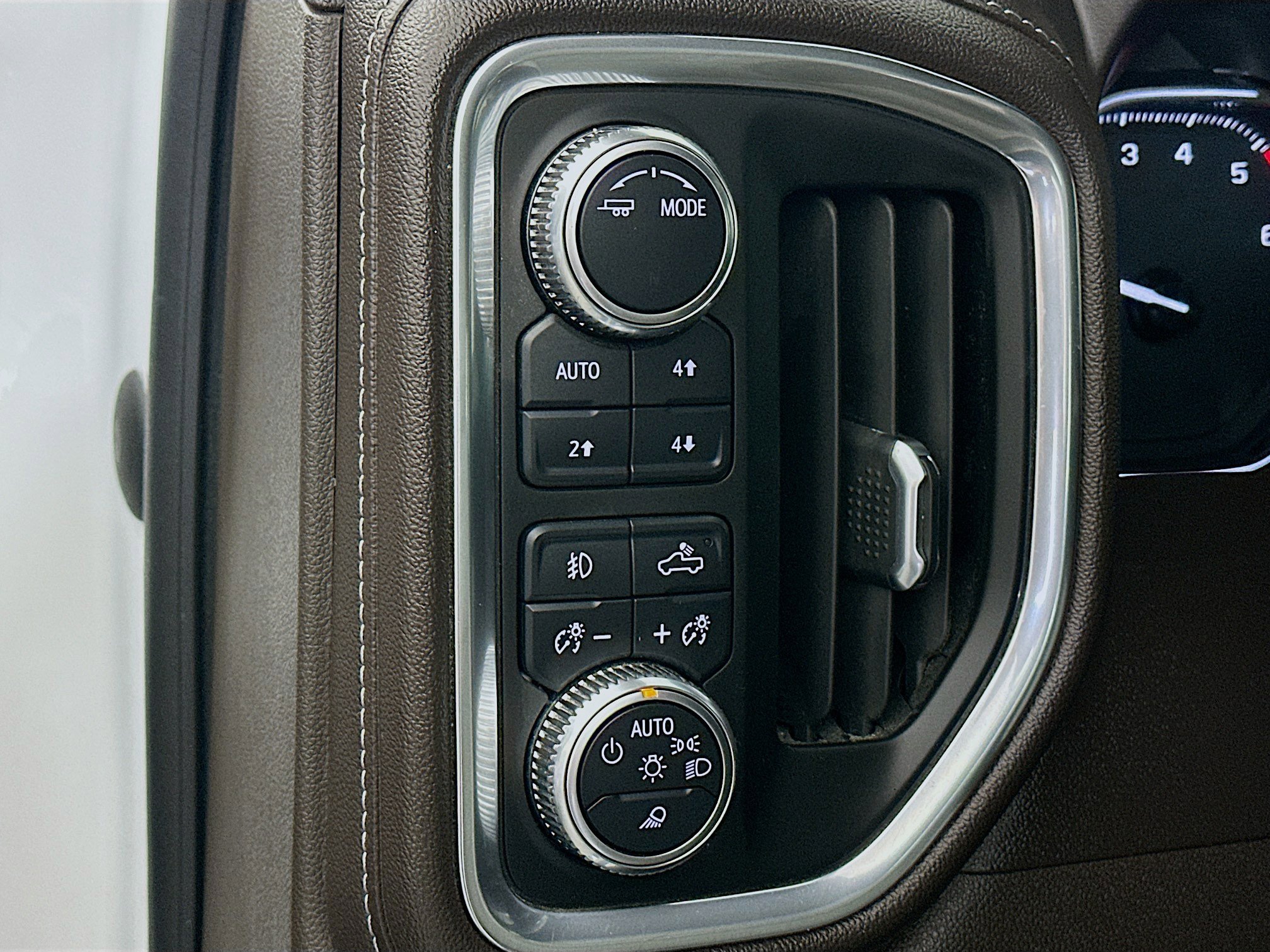 Used 2021 GMC Sierra 1500 SLT w/ SLT Premium Package image 16